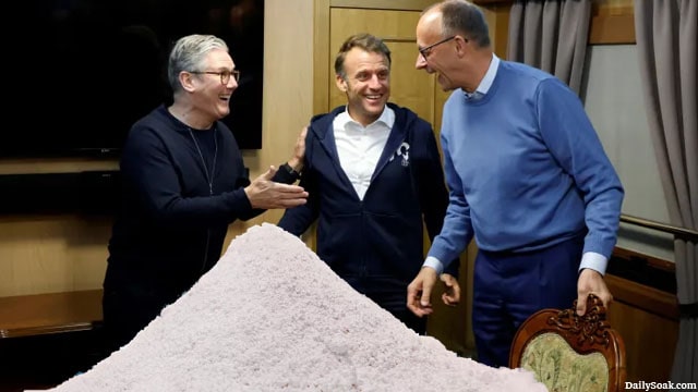 UK's Keir Starmer, Emmanuel Macron, and Friedrich Merz with coke on train.