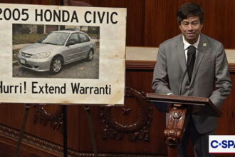 Indian US Congressman Shri Thanedar speaking to ICE Director during Immigration Hearing.