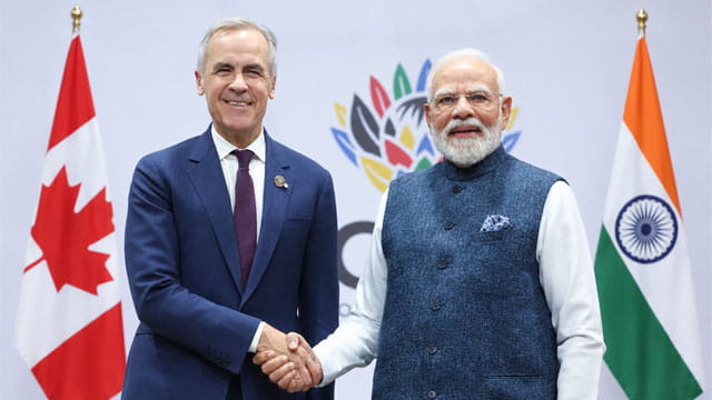 Canada Prime Minister Mark Carney shaking hands with India Prime Minister Modi.